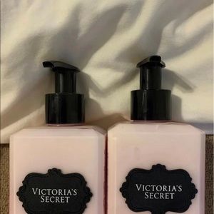 Two VS tease lotions brand new